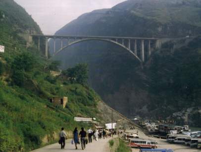 China_Yangtse_high_bridge.jpg