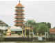 Chinese Temple pagoda Bangkok.jpg (18535 bytes)