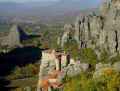 Greece Meteora monastary and autumn foliage.jpg (24174 bytes)