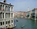 Italy Venice canals and gondolas.jpg (26352 bytes)
