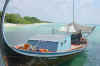 Maldives local fishing boat.jpg (14936 bytes)